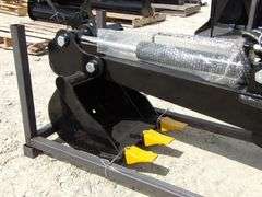 R-944 Skid Steer Backhoe Attachment