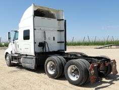 R-670  2014 International Pro Star Plus 122 Truck Tractor