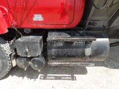 R-571  1979 Mack Commodity Truck