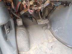 R-895  1996 Ford Van with Wheelchair Lift