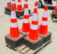 R-419  Traffic Cones