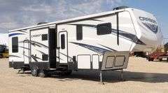 R-650 2016 Carbon Toy Hauler Travel Trailer