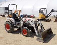 R-589  Bobcat CT230 Tractor