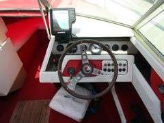 R-581 1979 Sea Ray 19' Boat