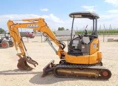 R-586  Case CX321B Mini Excavator