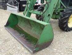 R-611 John Deere 2355N Tractor
