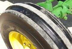 R-663 John Deere 3010 Tractor