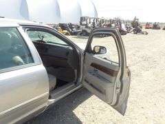 R-1225 2006 Mercury  Sedan