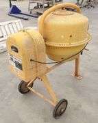 R-685  Central Machinery Cement Mixer