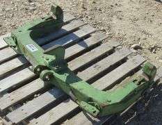 R-762  John Deere Quick Hitch