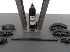 R-572  Central Machinery 12 Ton Pipe Bender