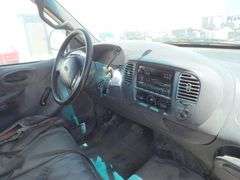 R-829 2002 Ford F150 XL Pickup