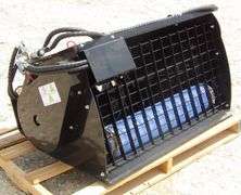 R-1061 Skid Steer Mixing Bucket
