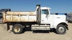 R-850 1987 Freightliner Dump Truck