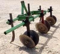 R-636 3-Point Disc Opener