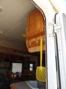 R-590 2005 Cruiser 5th Wheel Travel Trailer
