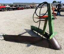 R-1097 3-Point Ditcher