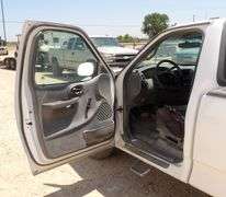 R-829 2002 Ford F150 XL Pickup
