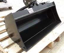 R-973 Mini Excavator Cleanup Bucket