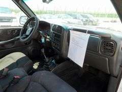 R-919 2003 Chevy S10 Pickup