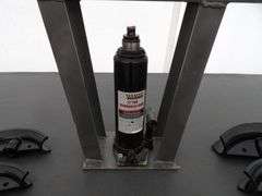 R-572  Central Machinery 12 Ton Pipe Bender