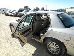 R-1225 2006 Mercury  Sedan