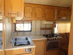 R-1286 1985 Ford Econoline 350 Motorhome