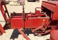 R-832 New Holland Hayliner 315 Baler