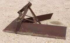 R-641  3-Point Ditcher
