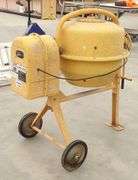 R-685  Central Machinery Cement Mixer