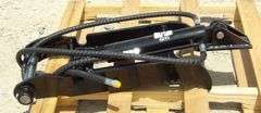 R-1023 Hydraulic Thumb