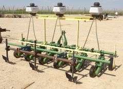 R-634 3-Point Planter