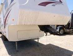 R-590 2005 Cruiser 5th Wheel Travel Trailer