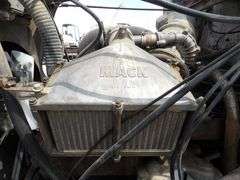R-571  1979 Mack Commodity Truck