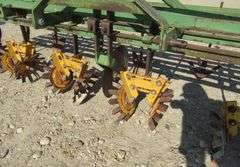 R-760  3-Point Cultivator