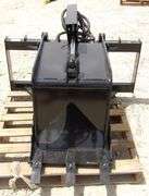 R-1037 Skid Steer Stump Bucket