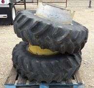 R-611 John Deere 2355N Tractor