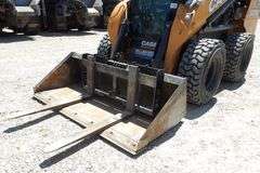 R-860 Case SU280 Skid Steer
