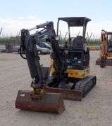 R-585  John Deere 26 G Mini Excavator