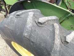 R-610 John Deere 2255 Tractor