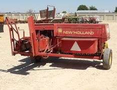 R-832 New Holland Hayliner 315 Baler