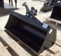 R-941  Mini Excavator Cleanup Bucket