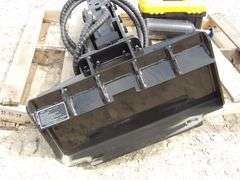R-956 Mini Skid Steer Breaker Hammer