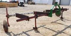R-633 3-Point Cultivator