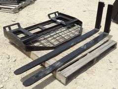 R-1008 Skid Steer Mast & Forks