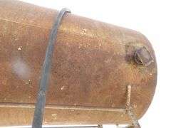 R-654  Diesel Fuel Tank + Stand
