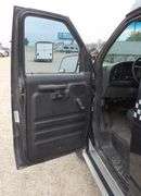 R-895  1996 Ford Van with Wheelchair Lift