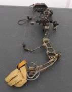 R-1201 Fred Bear Bow & Case