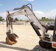 R-587  Bobcat 337 Mini Excavator