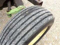R-610 John Deere 2255 Tractor